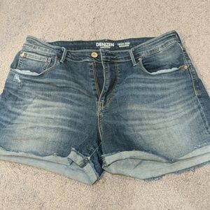 Levi high rise cuff jean shorts